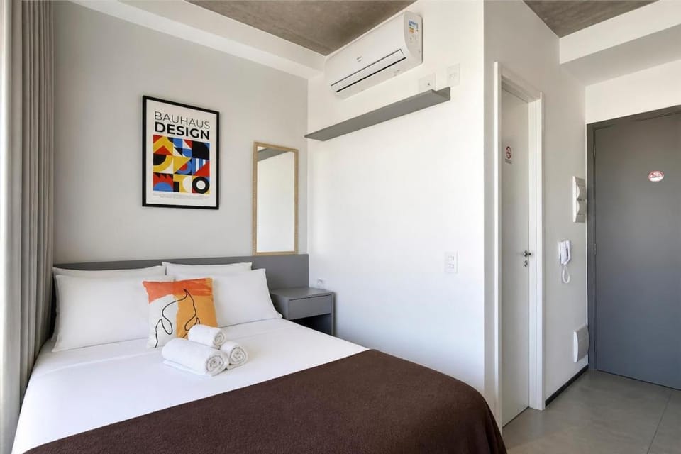 On Paulista 1317 · Studio No Paraíso, Perto da Av. Paulista e Metrô Apartment in Sao Paulo City