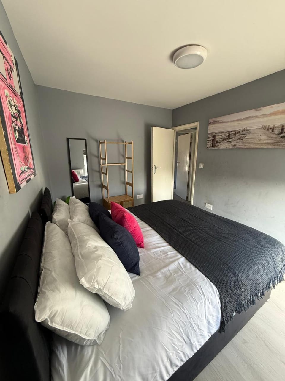 1BR Flat in the Heart of Bedford Apartment in Bedford