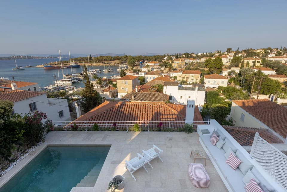 Sea view, Swimming pool