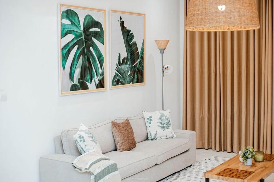 Peaceful-Luxury 1BR Apt, East Cantonments Apartment in Accra