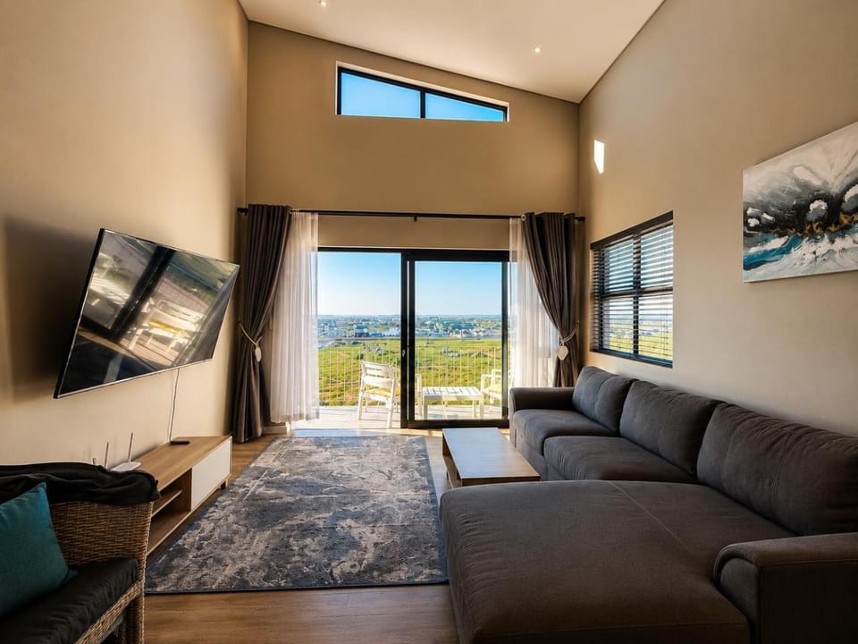 72 On Nivica Apartment in Western Cape