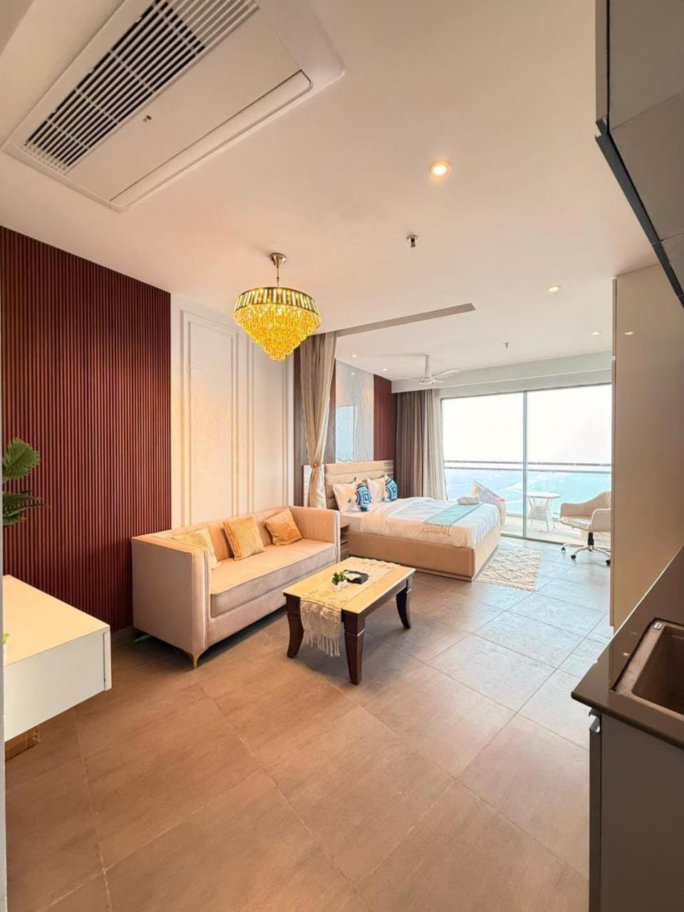 Zenzora stays Vacation rental in Noida