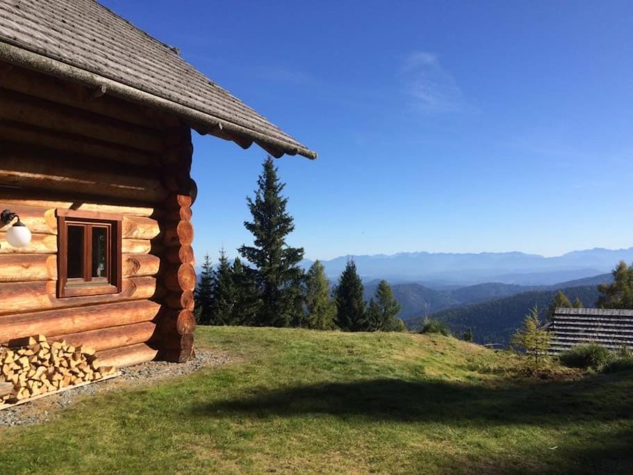 Traum-Blockhaus mit Panoramablick House in Carinthia, Austria