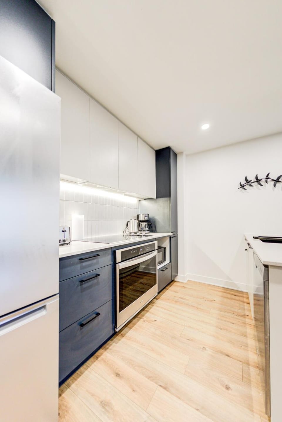 Chic 1BR Montréal - Steps from Bell Centre Apartment in Montreal