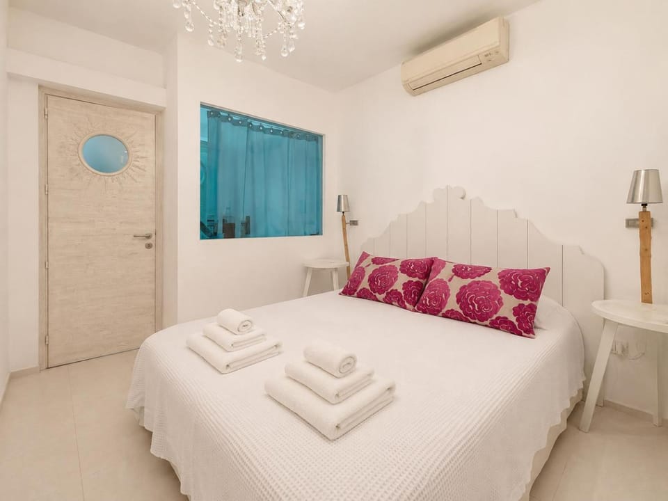 Sweet Home with Garden and shared Pool Apartment in Porto Rotondo