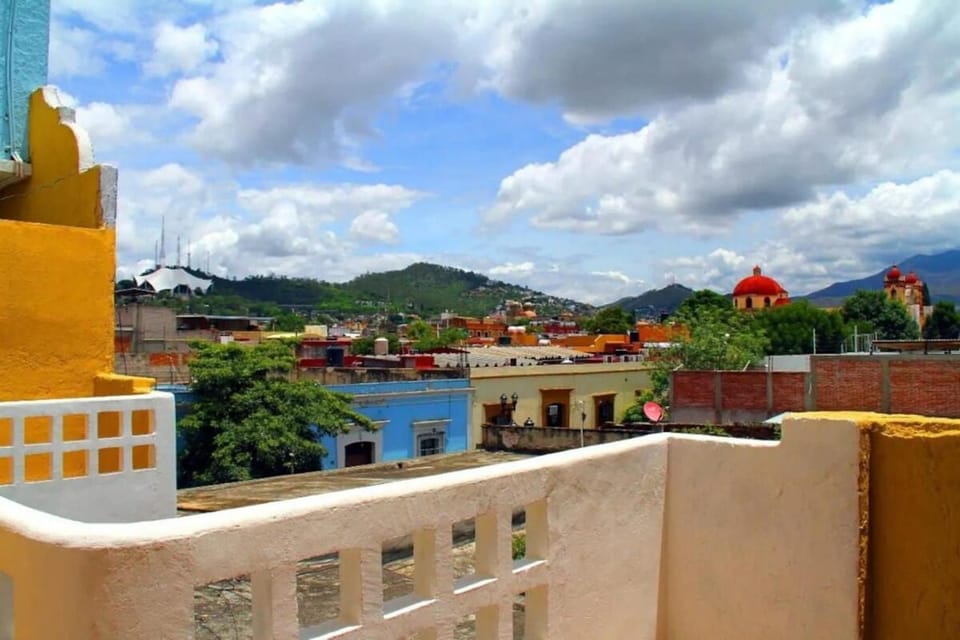 Balcony/Terrace, City view