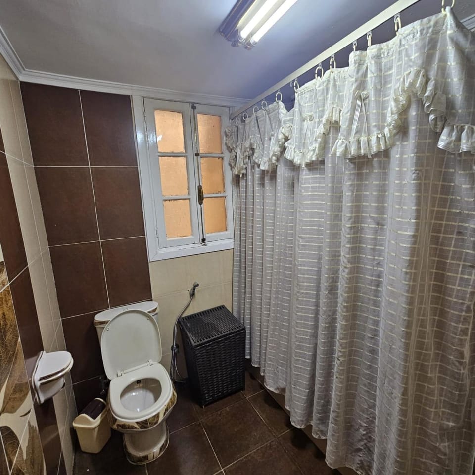Toilet, Bathroom