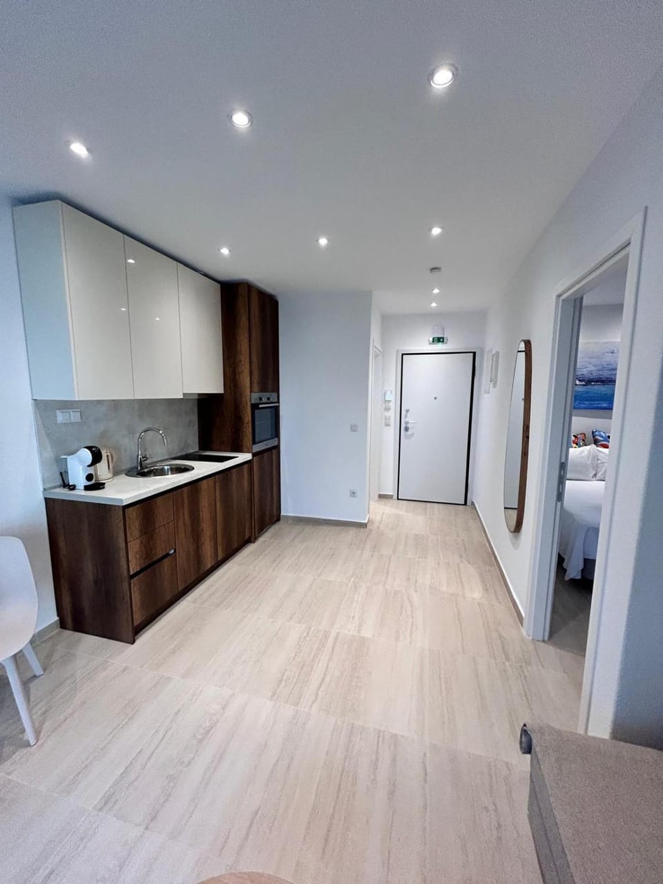 Kitchen or kitchenette, oven, stove