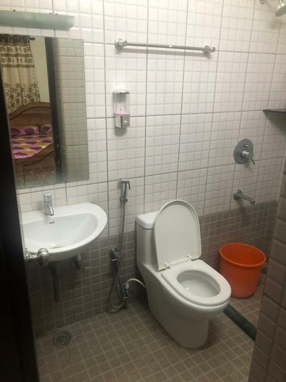 Homestay in Heart of the City - Tnagar Apartment in Chennai