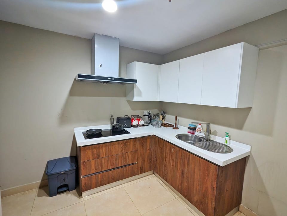 Coffee/tea facilities, Kitchen or kitchenette, minibar, stove, toaster