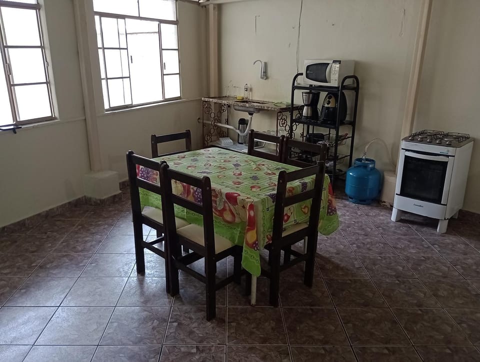 Excelente casa Centro com 3 quartos,cozinha, banheiro House in State of Rio de Janeiro