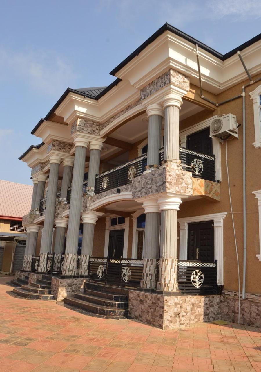 Property building, Parking