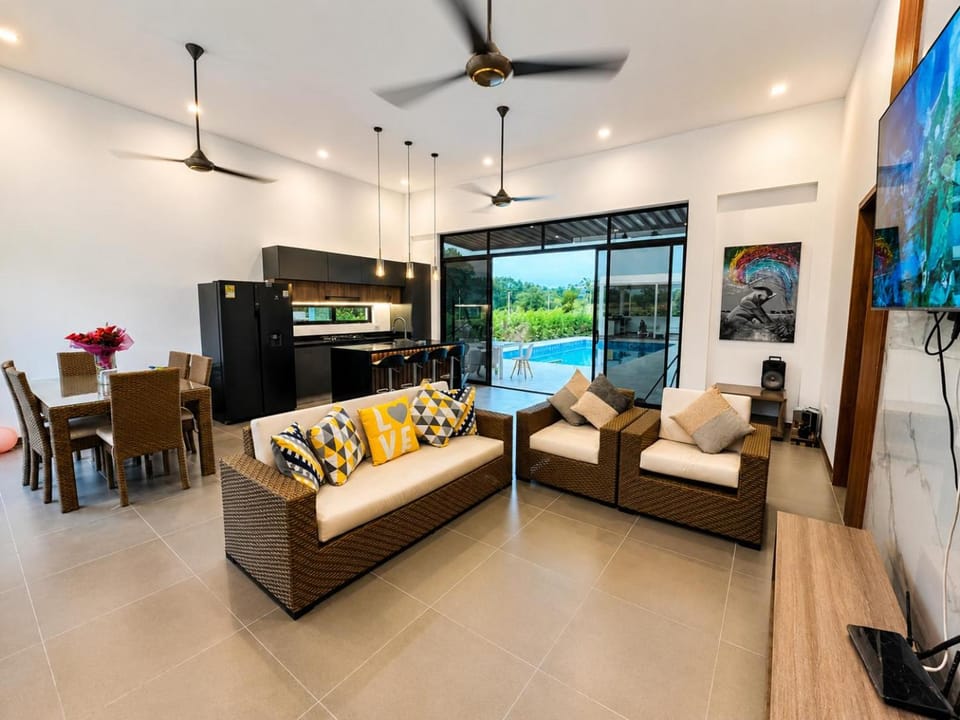 Villa privada para 20 huéspedes con piscina y jacuzzi Villa in Tolima