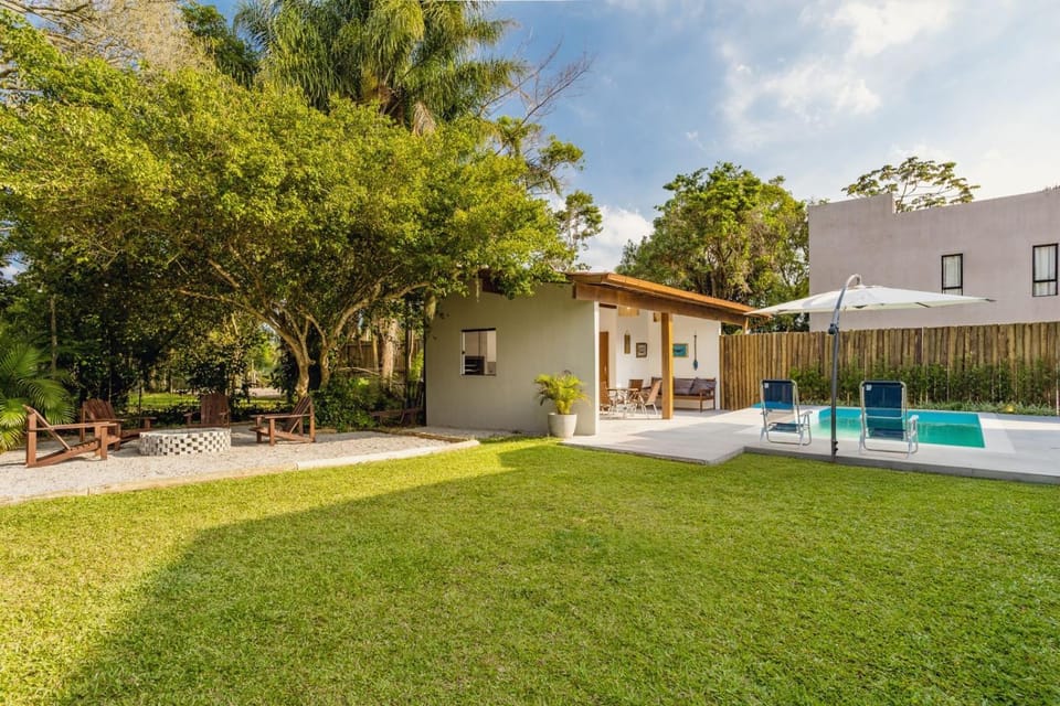 Lagoa-view house in Rosa with pool, 300 m from Surfland House in Imbituba