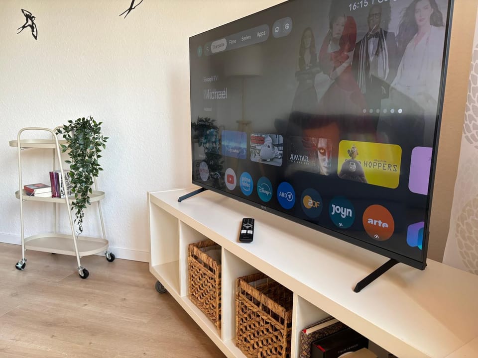 TV and multimedia, Living room