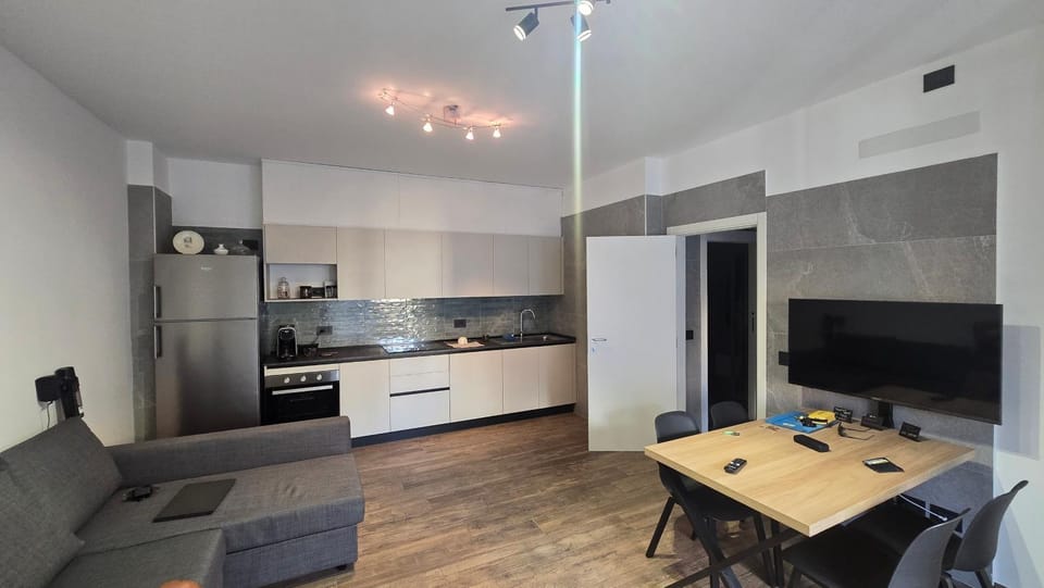 Bella Vita Stays Trendy Apartment in Sondrio