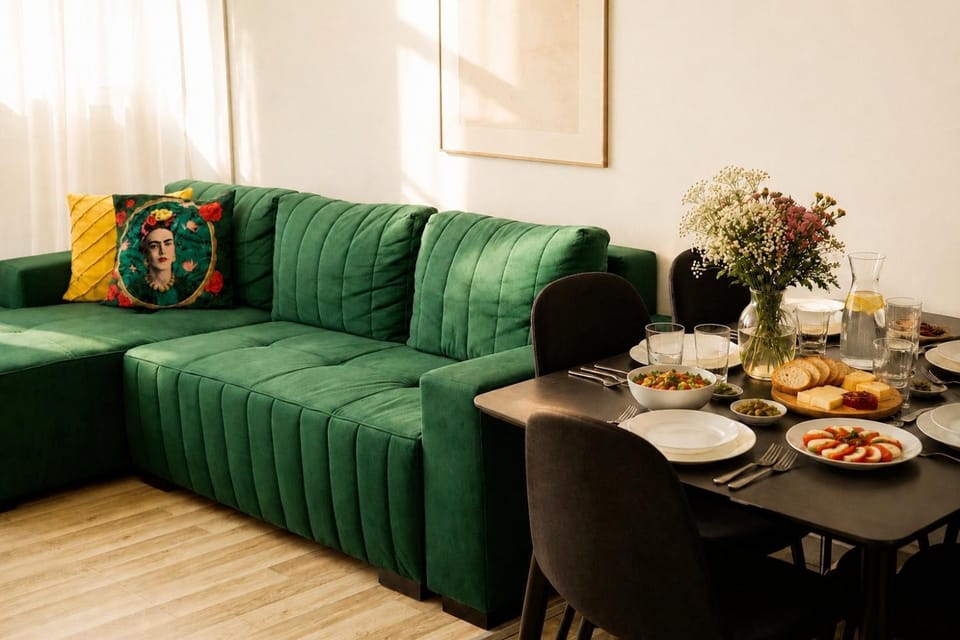 Living room, Seating area, Dining area