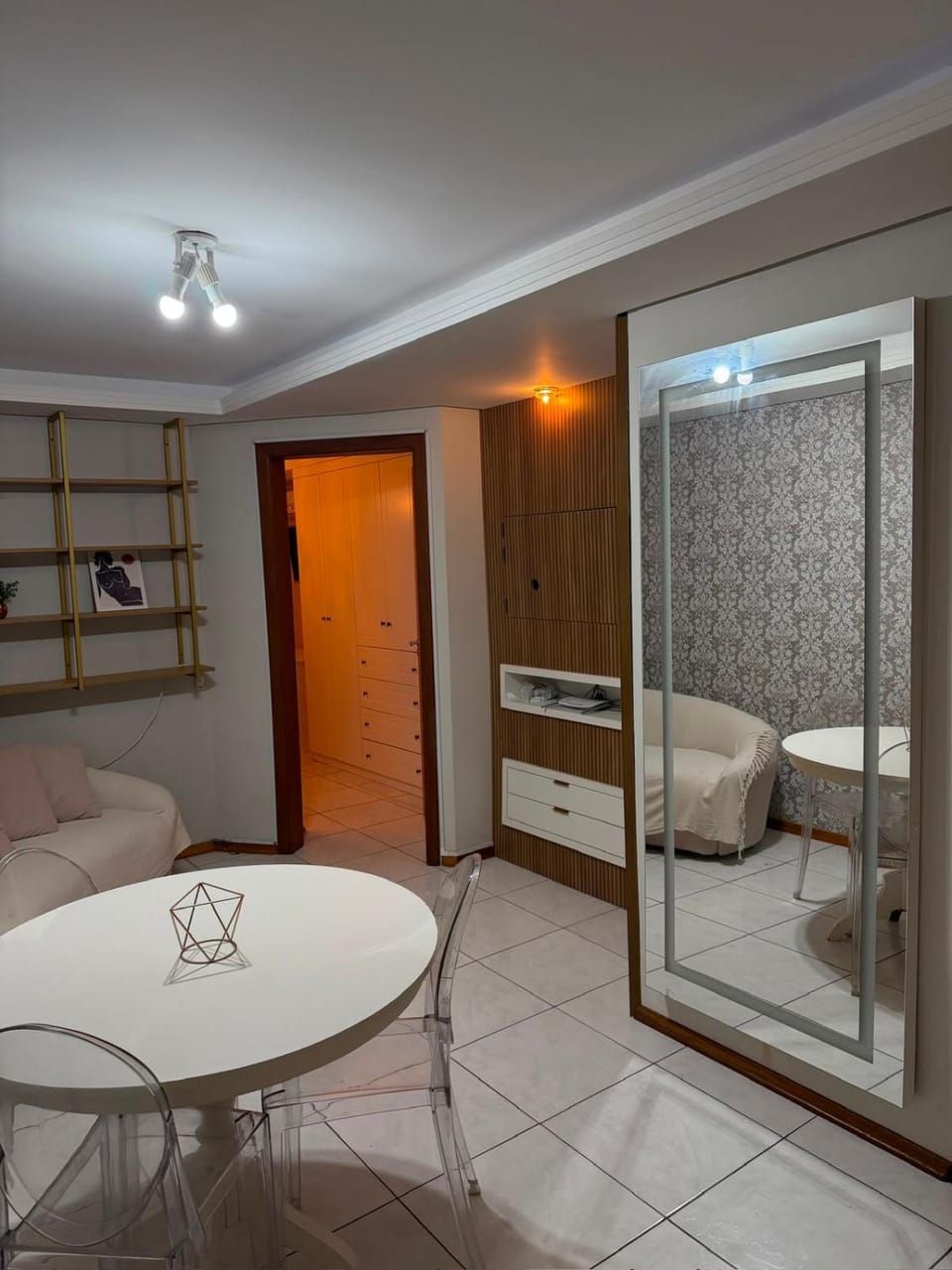 Apartamento na avenida mais charmosa da serra Apartment in São Francisco de Paula
