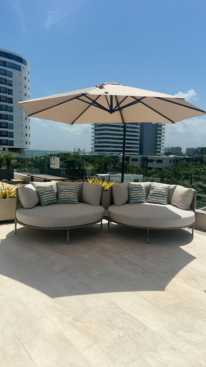 Sea View Apartment Suite with Pool, 3 min to the Airport Apartment in Cartagena