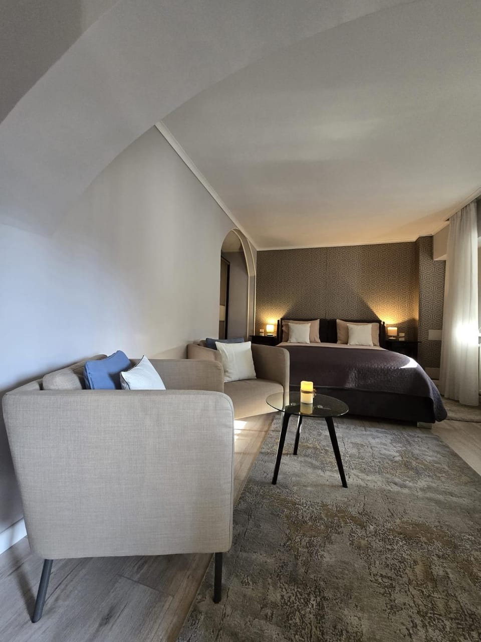 Romana Lahovary Studio Apartment in Bucharest