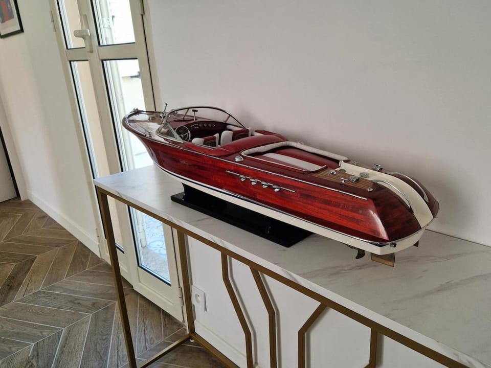 Living Monaco - 7 minutes walk to Casino Apartment in French Riviera