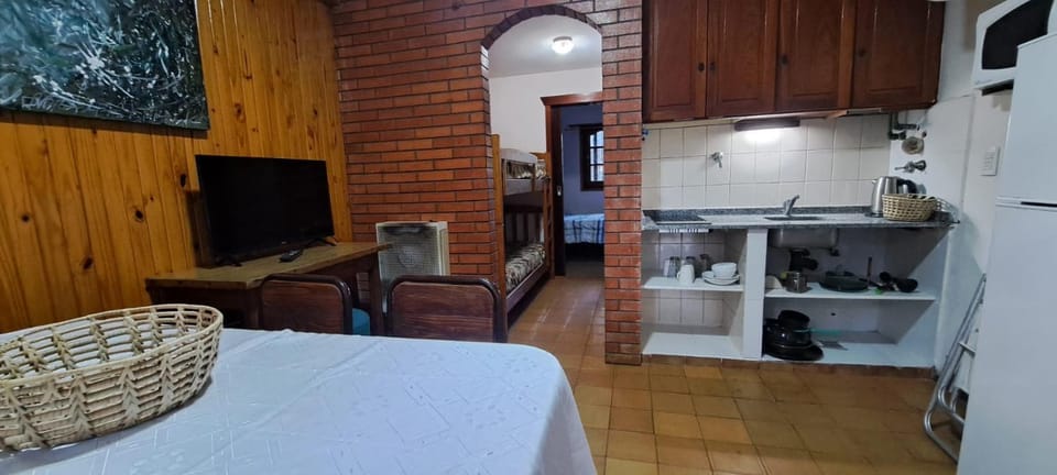Kitchen or kitchenette, pet friendly