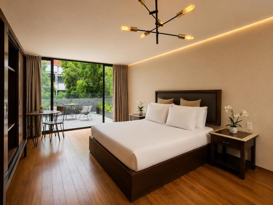Bed, Photo of the whole room, Bedroom