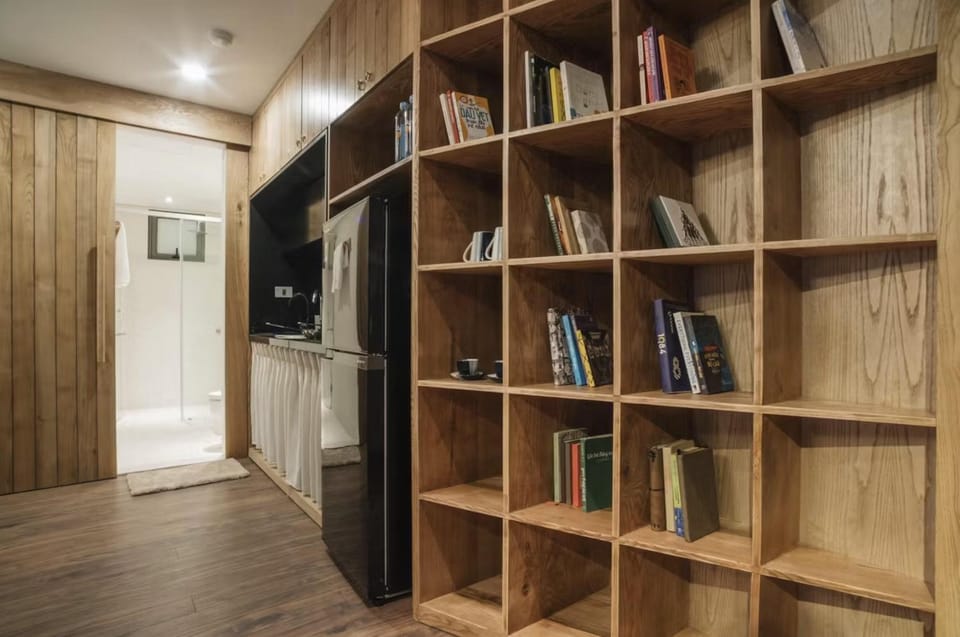 Library, TV and multimedia, hair dresser, wardrobe