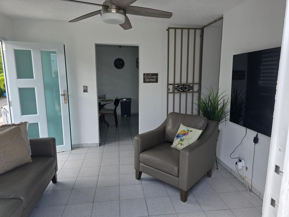 A Home away from home House in Fajardo