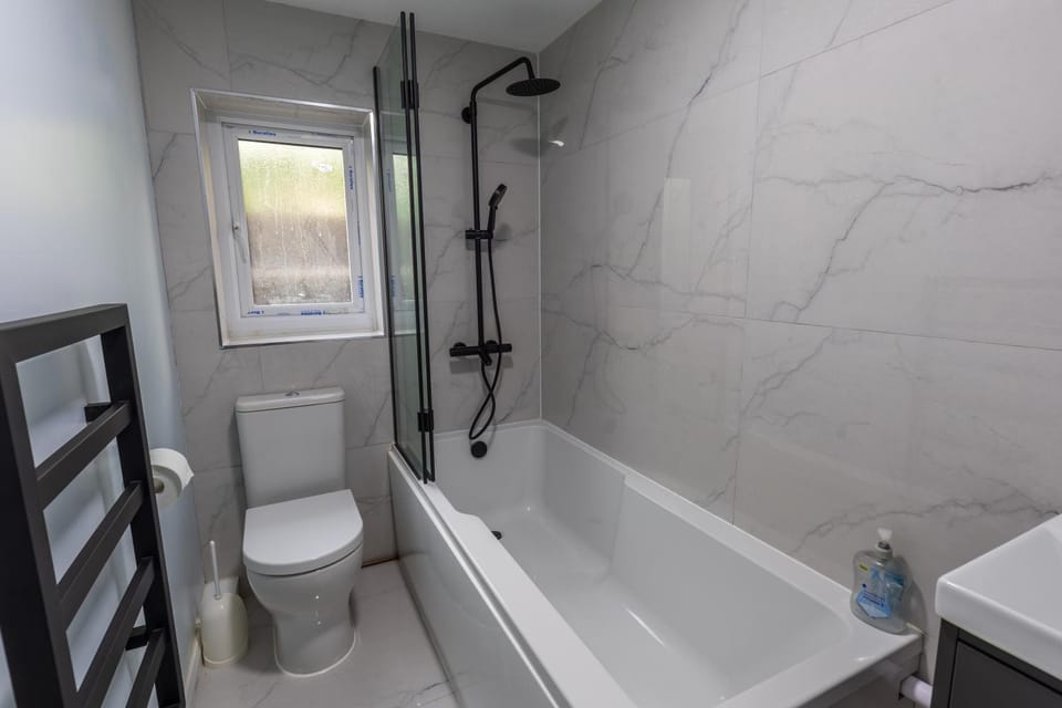 Toilet, Bathroom, Bath