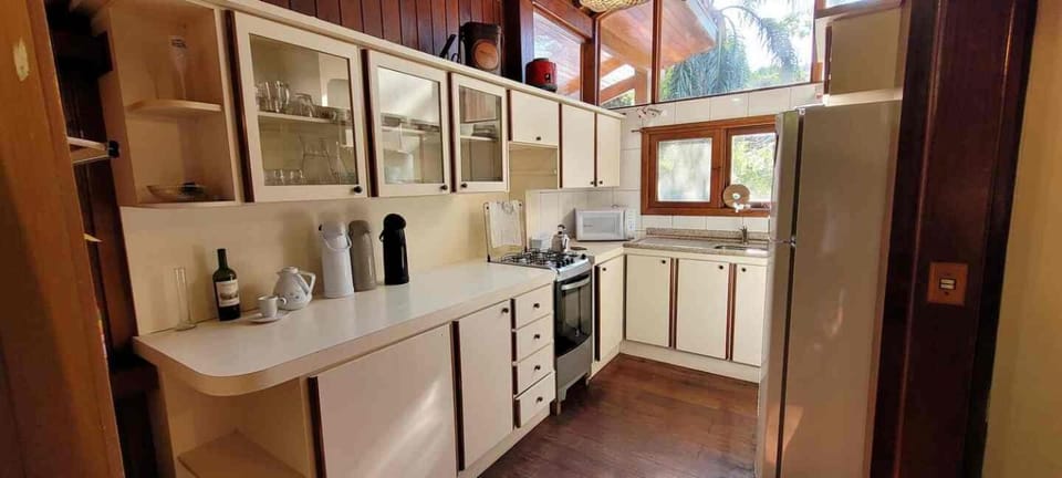 Quarto 200 casa Bed and Breakfast in Florianopolis