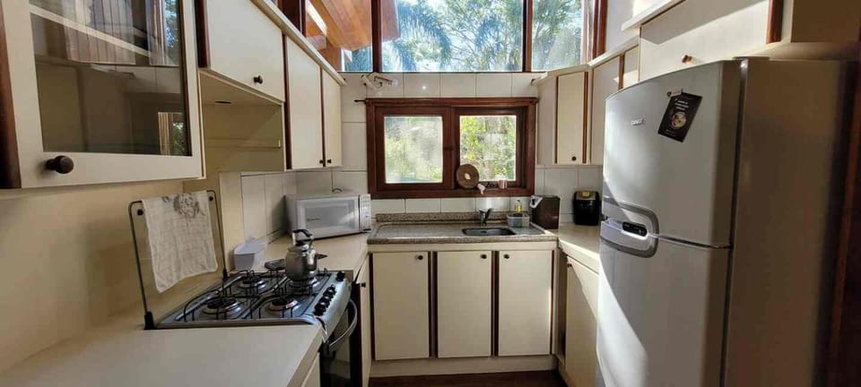 Quarto 200 casa Bed and Breakfast in Florianopolis