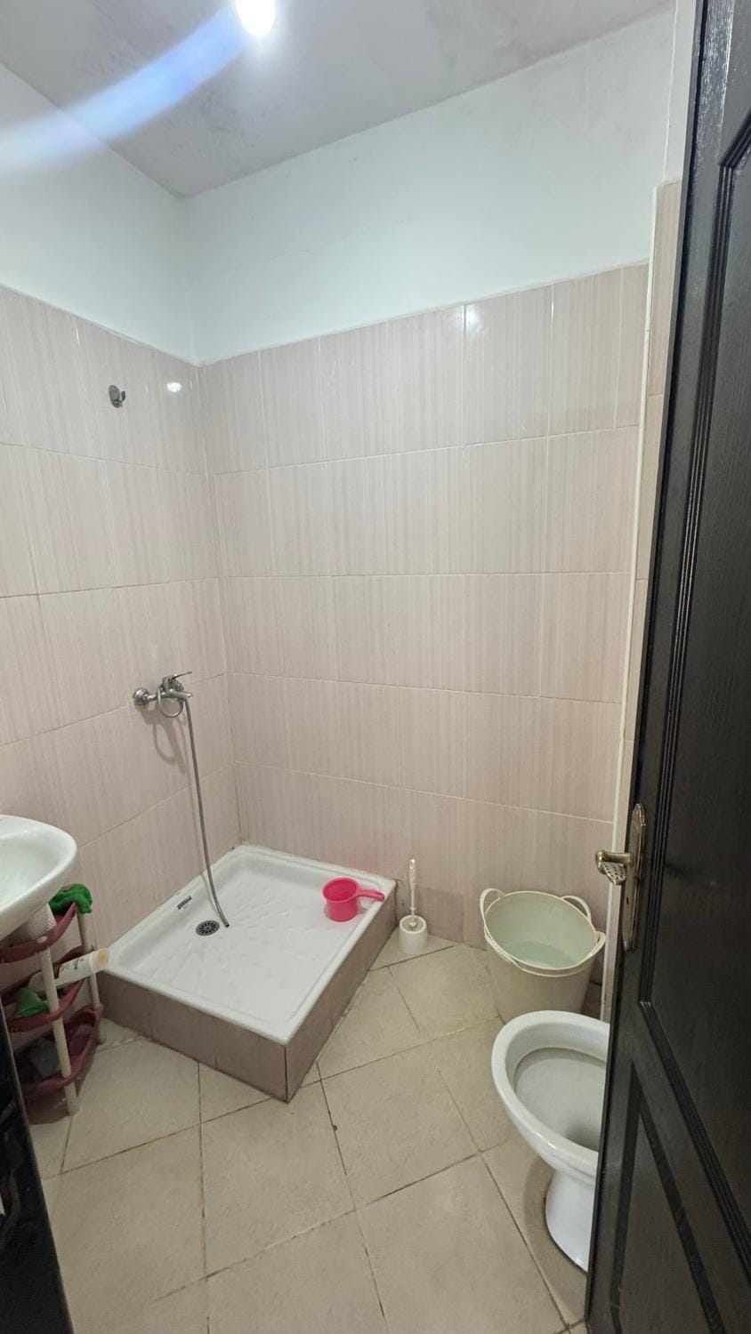 Sunny 70m apartment near beach, stadium & shopping Apartment in Tangier