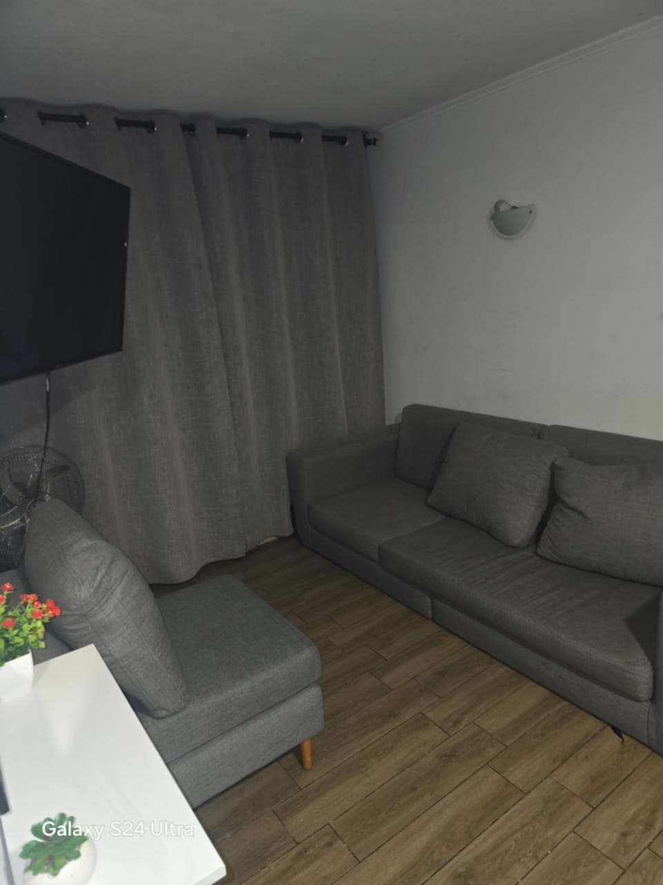 Metro las rejas habitacion Apartment in Santiago