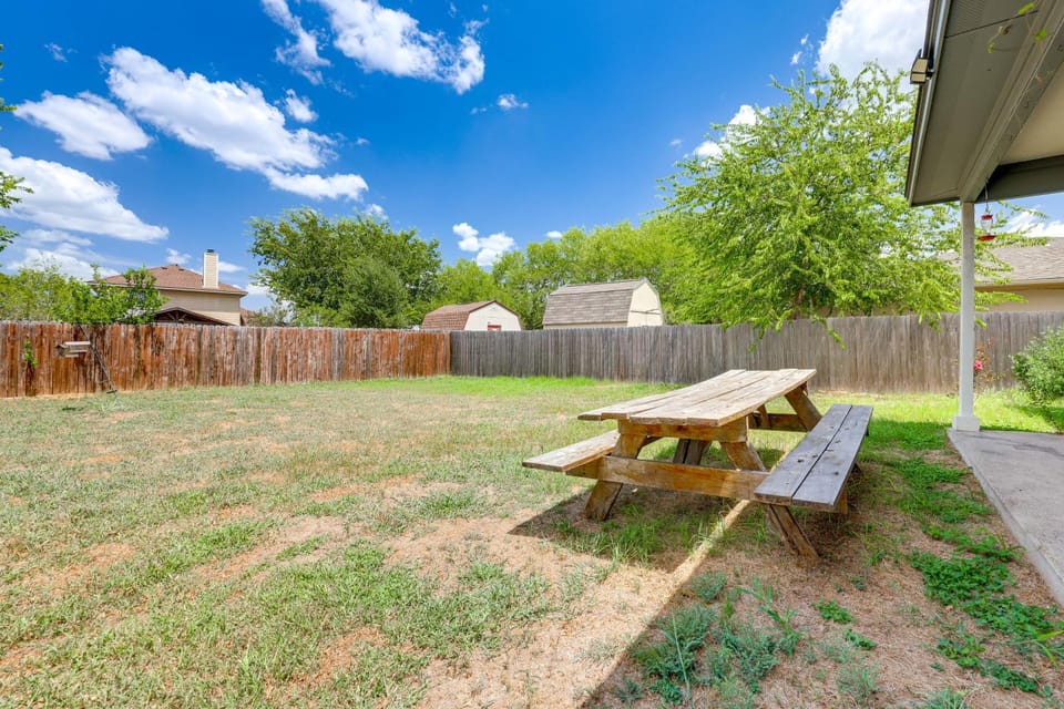 Private Patio & Yard! Bastrop Retreat House in Bastrop