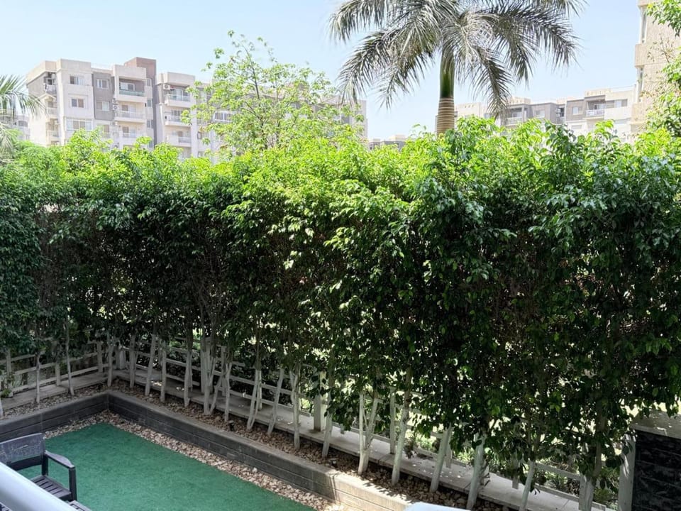 Garden, Garden view