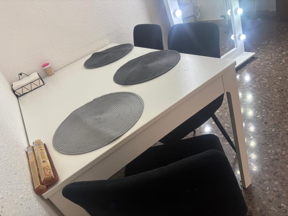 Habitación Doble en Maragall Apartment in Barcelona
