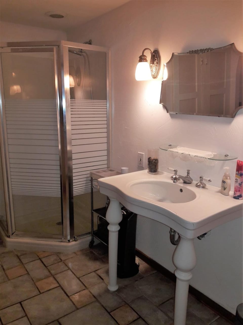 The Cozy Cottage One Of A Kind Dogs Welcome House in Bacliff