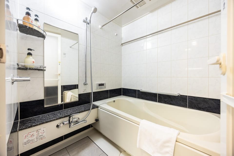 Bathroom, Bath