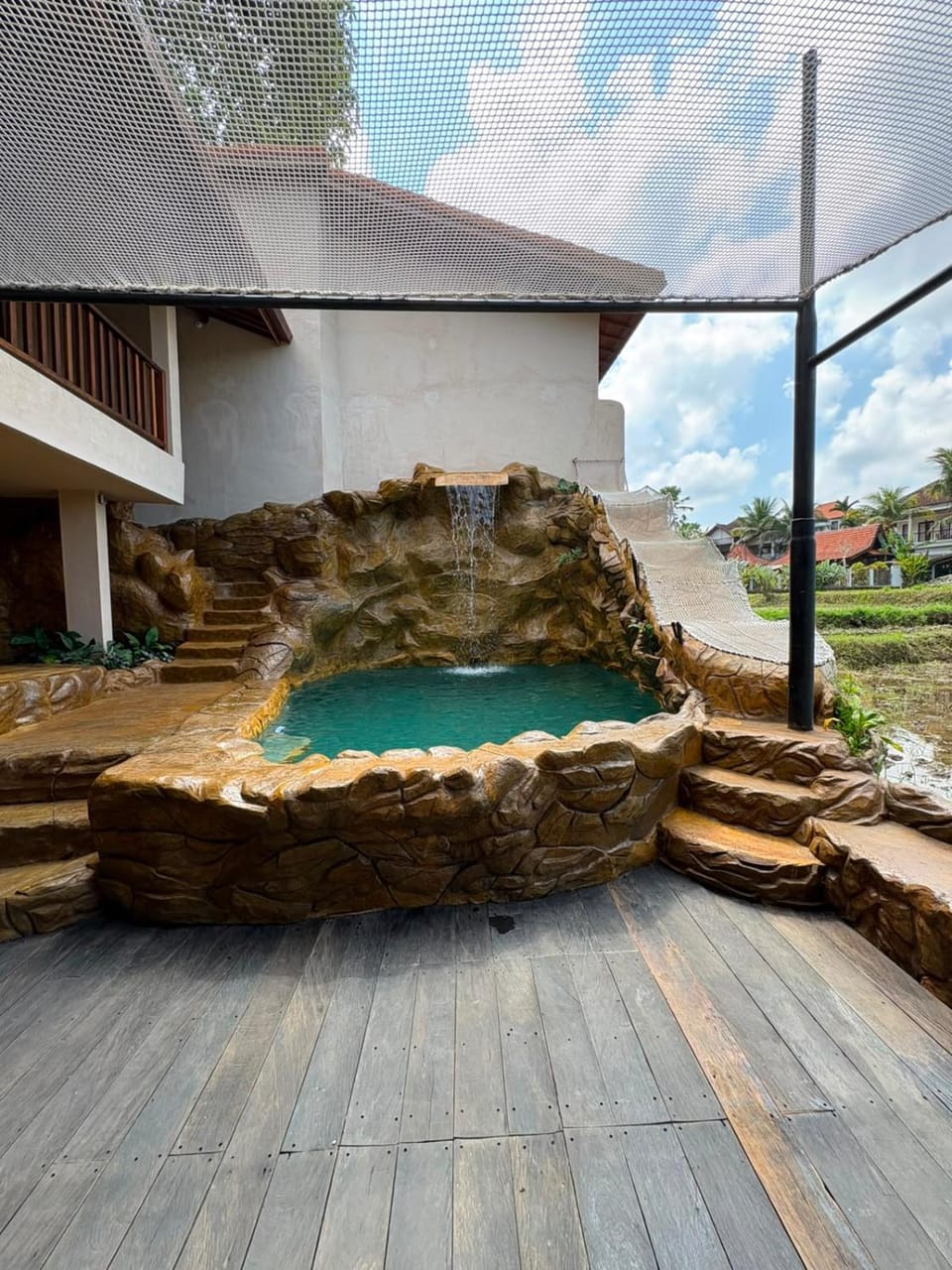 Patio, Swimming pool