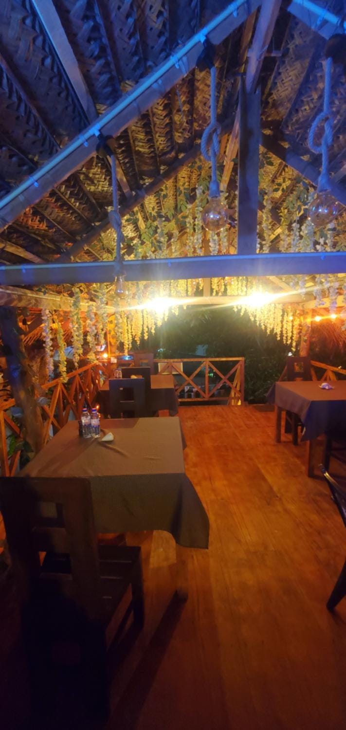 Hidden Tropical kitchen Resort in Tangalle