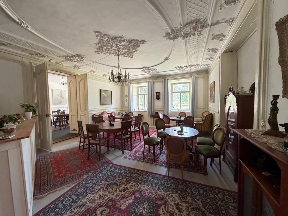 Schloss Gleina Hotel in Thuringia, Germany
