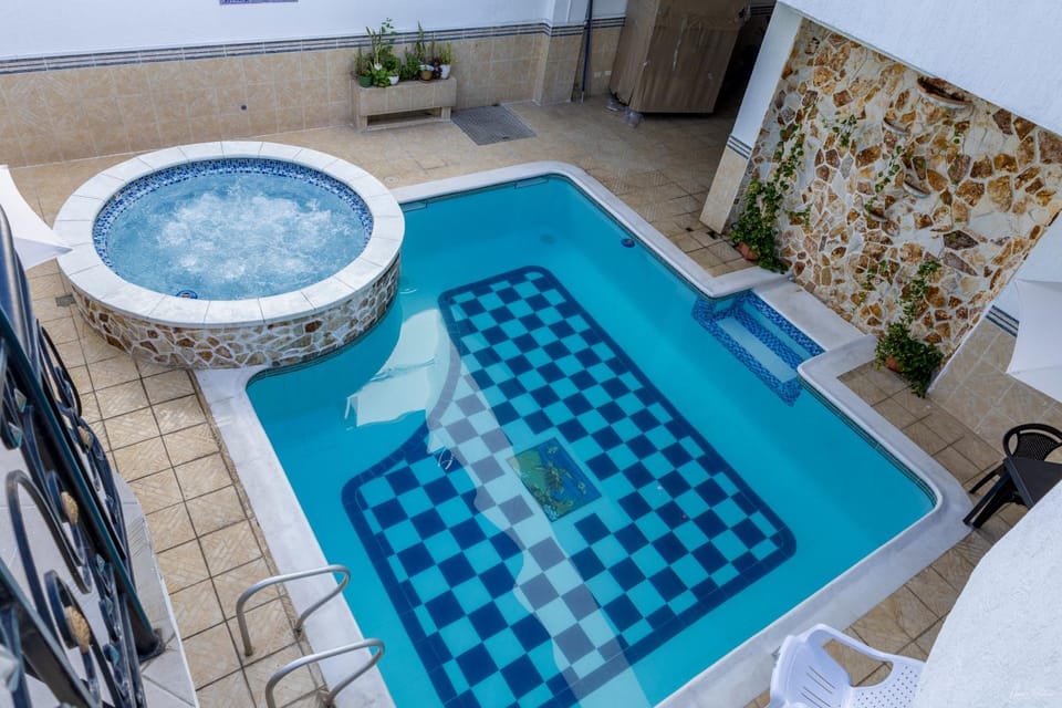Pool view, Swimming pool