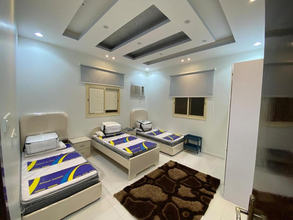 Furnished apartment with hotel amenities in Abha, 3 bedrooms Apartment in Saudi Arabia
