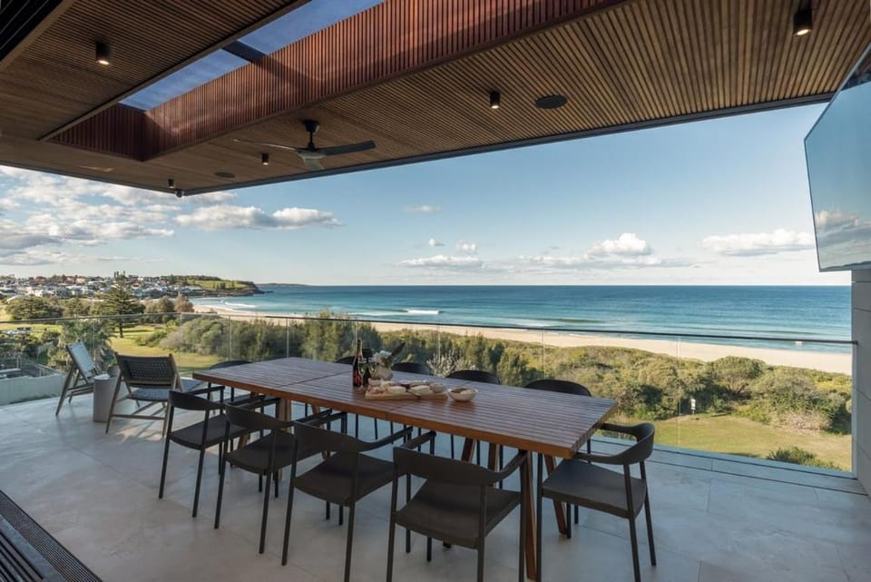 The Sands, Absolute Beachfront Mansion, Kiama Downs House in Kiama Downs