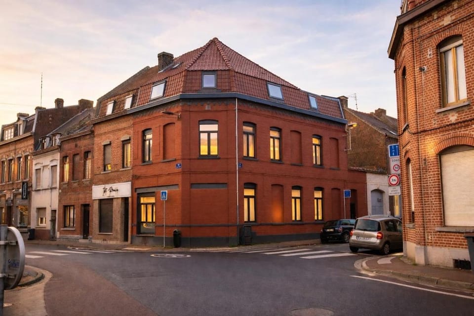 La Suite Couture Duplex & Mezzanine Apartment in Hauts-de-France
