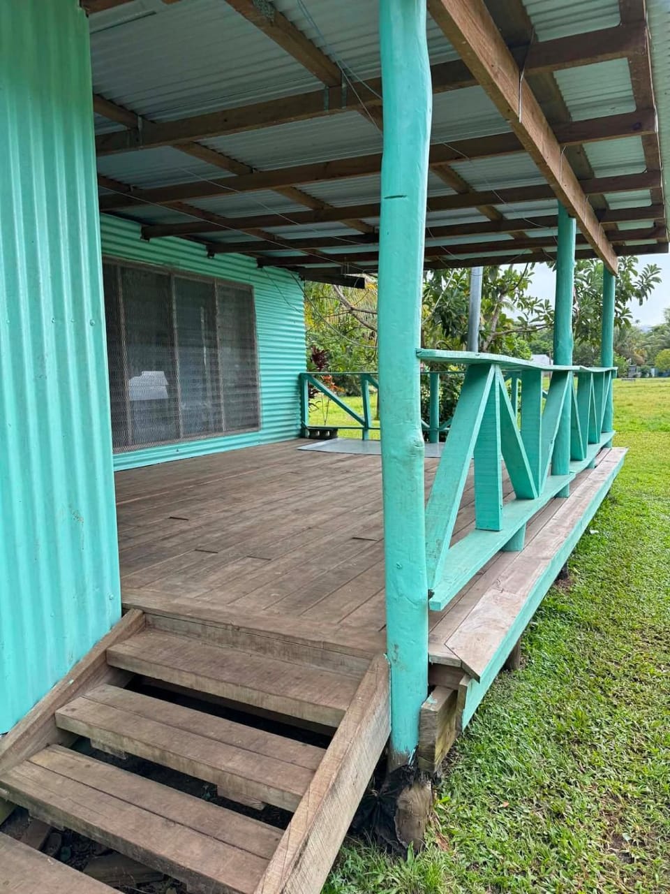 15 Minutes to Tavoro Waterfall House in Fiji