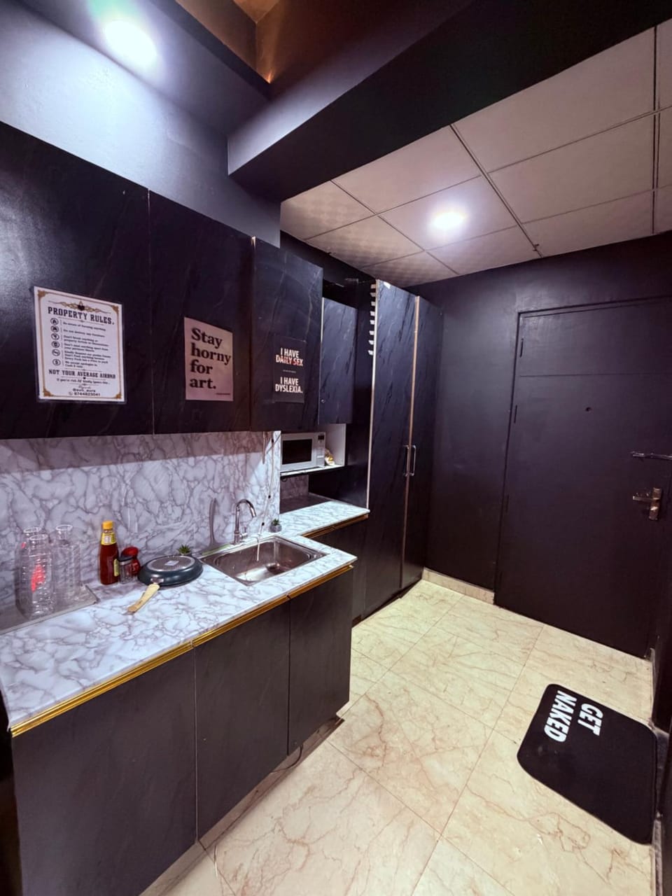 Svnaura Apartment in Noida