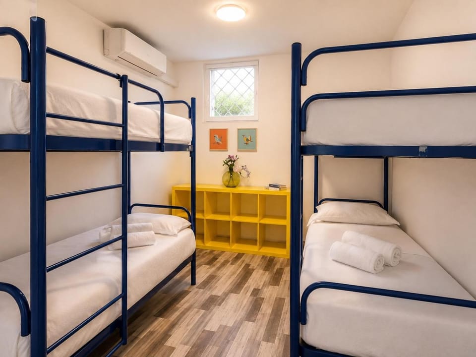 Bed, Photo of the whole room, Bedroom, bunk bed