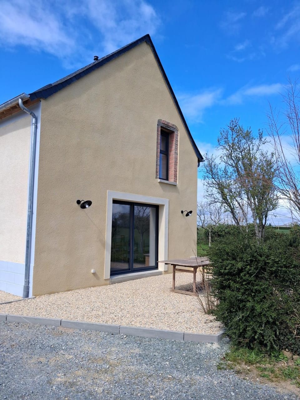 Property building, Balcony/Terrace